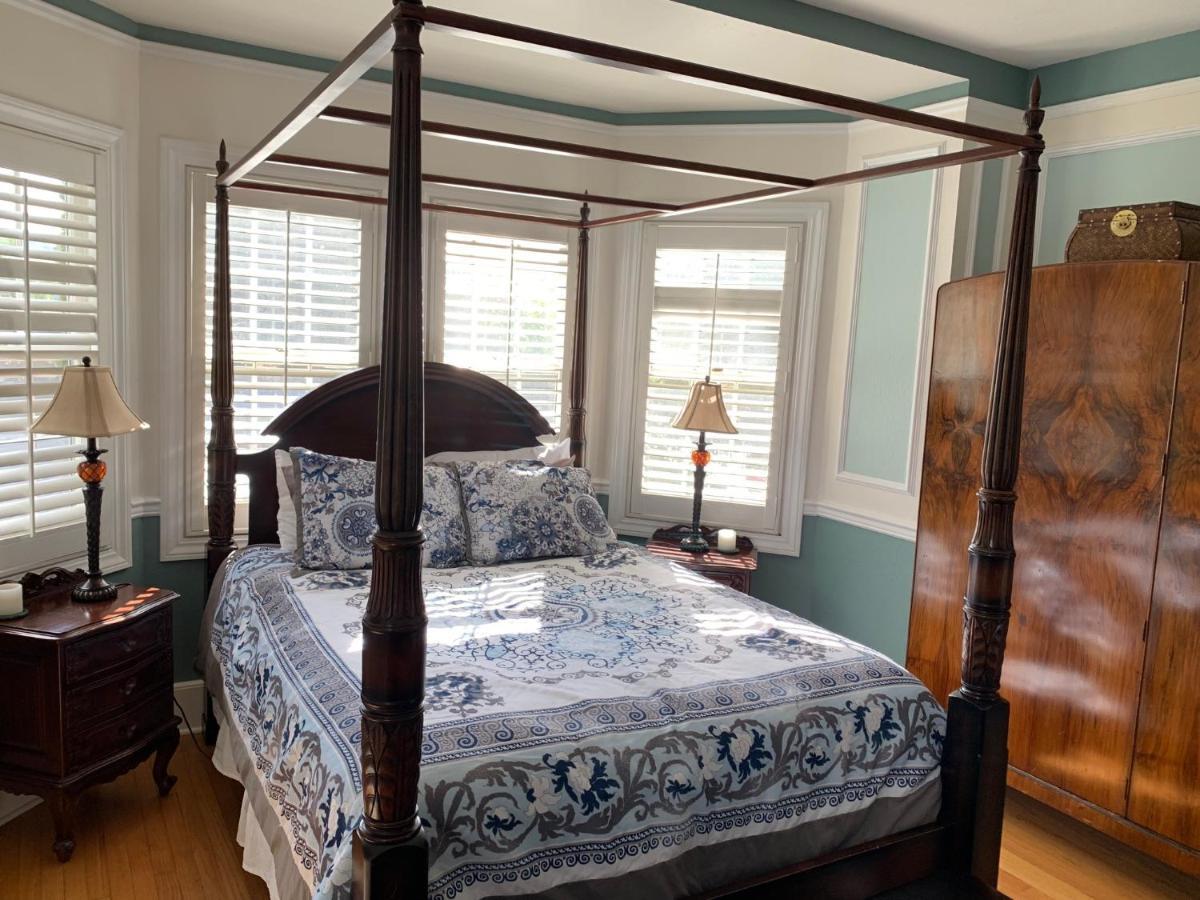 The Inn At Benicia Bay Bagian luar foto